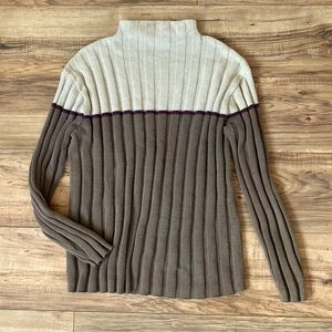 Knit sweater